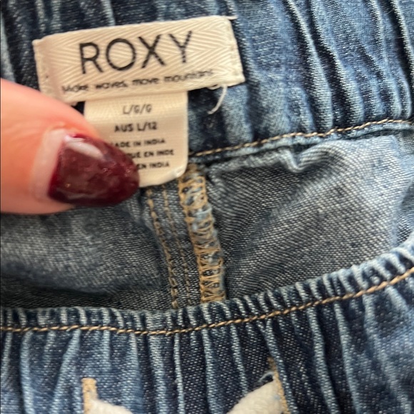 Roxy denim shorts - Picture 3 of 3